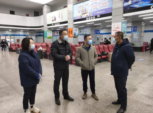 劉磊檢查指導青山客運站、徐坊客運站文明創(chuàng)建等工作