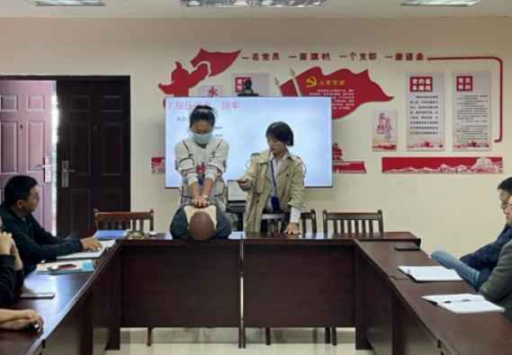 長運(yùn)出租 開展安全健康知識培訓(xùn)