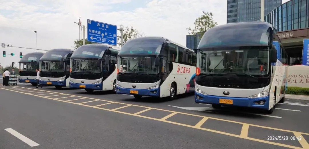 吉安長運:圓滿完成省重大工業(yè)項目建設(shè)現(xiàn)場推進(jìn)會運輸保障工作